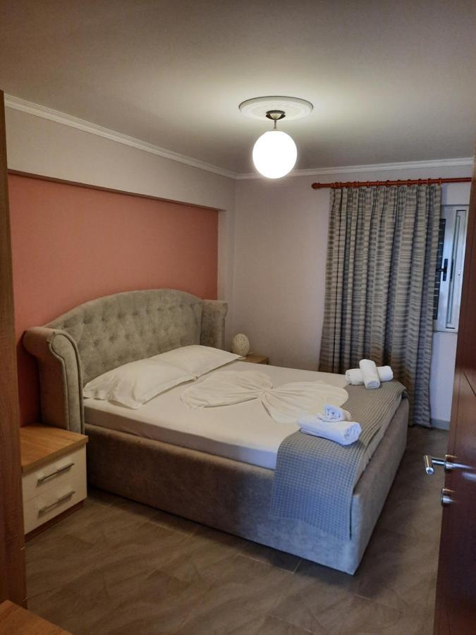 Augustus Hotel Dhërmi Habitación foto