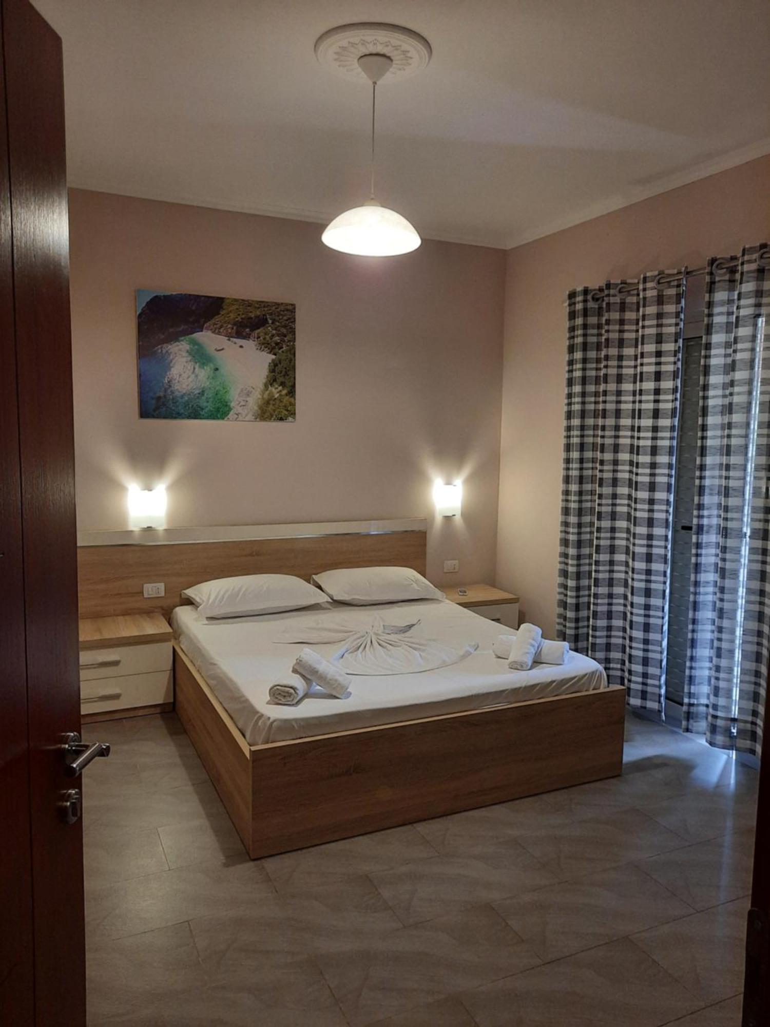Augustus Hotel Dhërmi Habitación foto